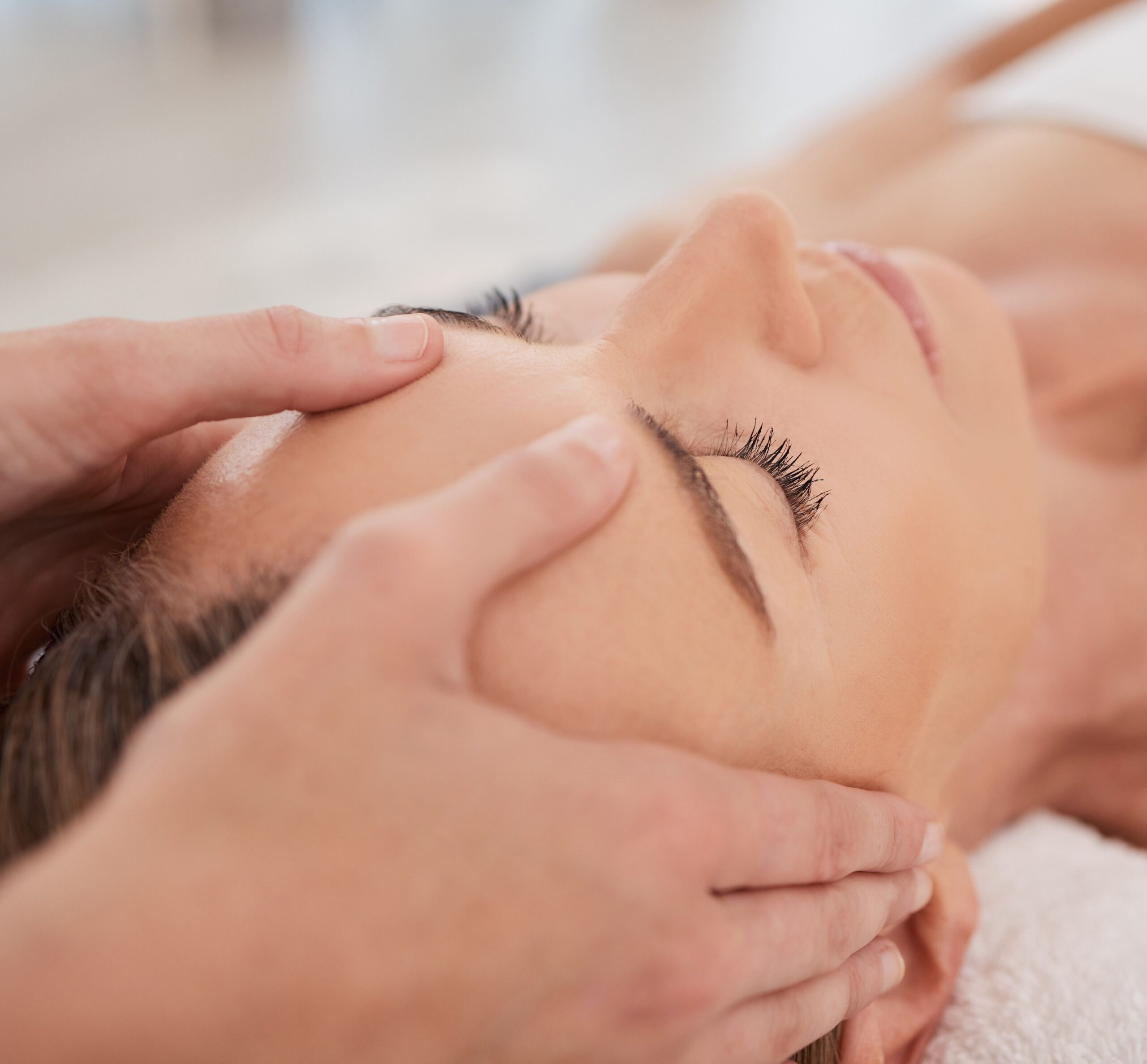 Acupressure Facial Therapy2